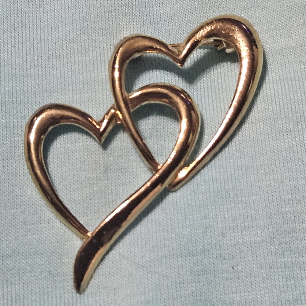 Vintage Gold Tone Double Heart Brooch, Light Weight